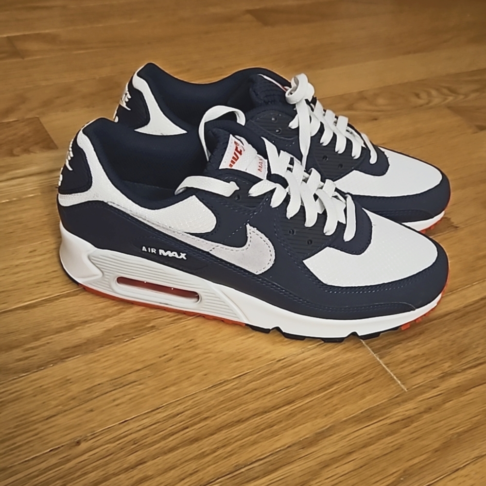 Mens Nike Air Max size 7.5